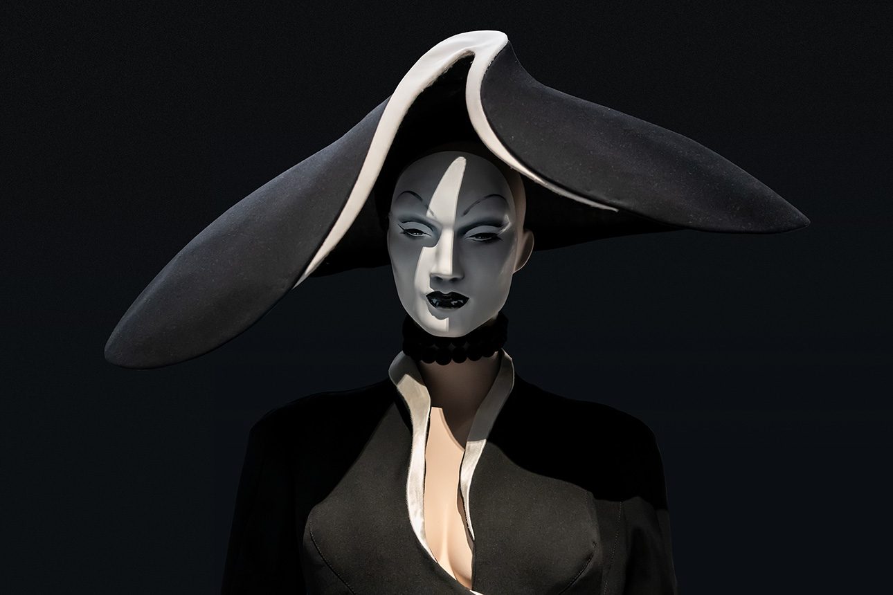 THIERRY MUGLER AUSSTELLUNG - KUNSTHALLE MÜNCHEN