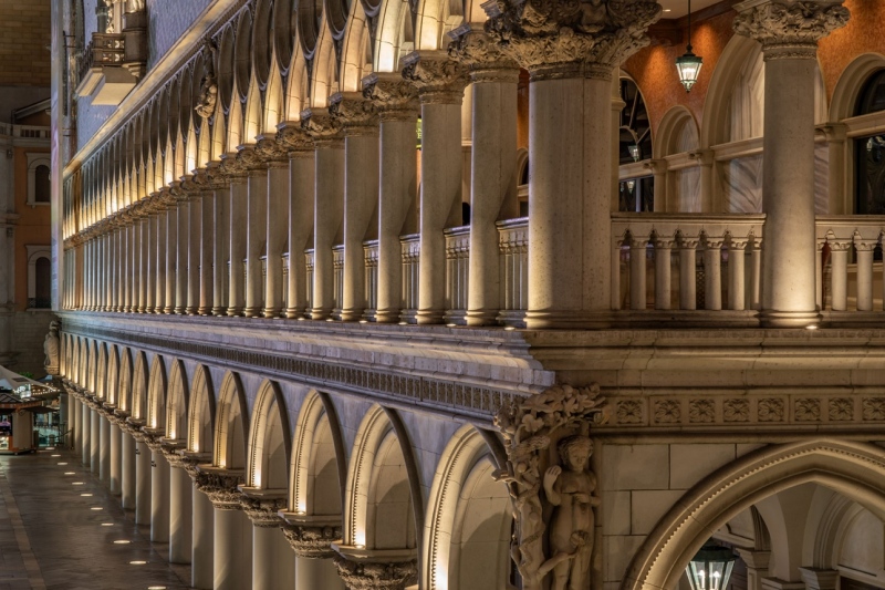 Venetian-6-