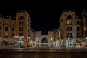 Karlsplatz 1